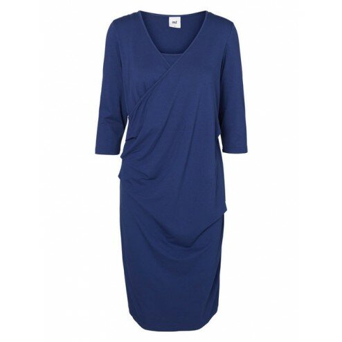 Sigri tess amningsklänning