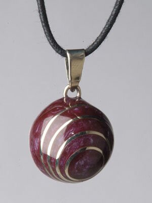 Lila bola med spiral